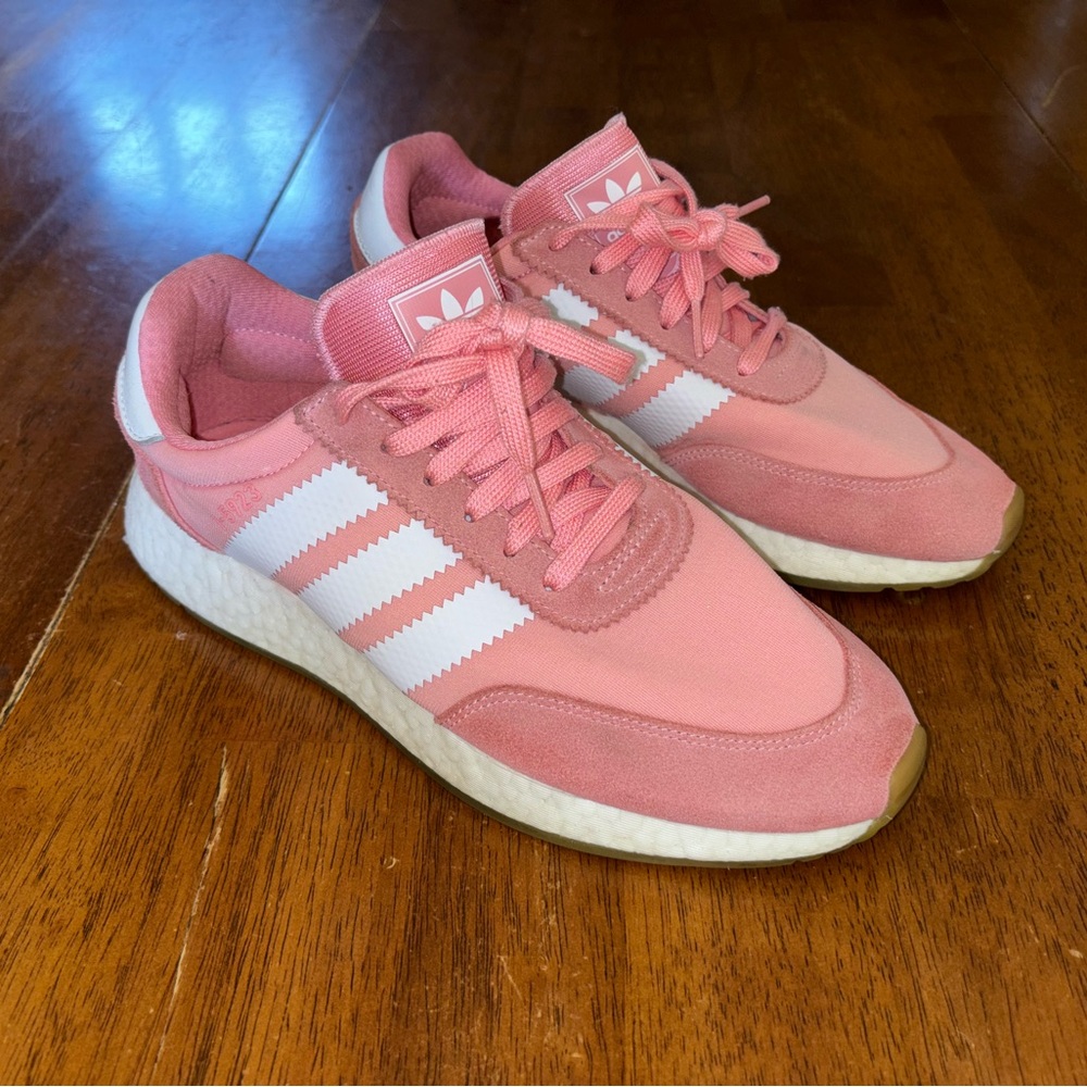 Adidas I-6923 Women’s Running. Size 9